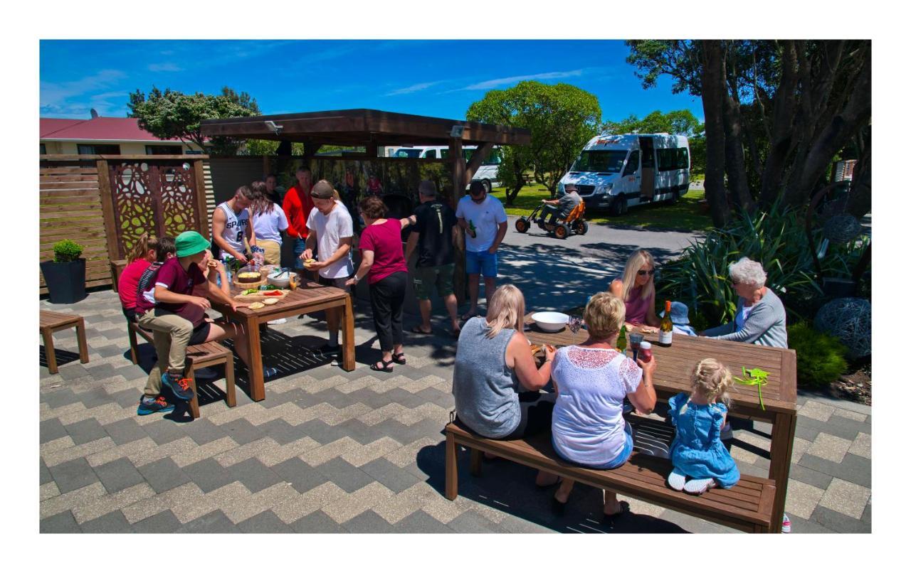 Greymouth Seaside Top 10 Holiday Park מראה חיצוני תמונה
